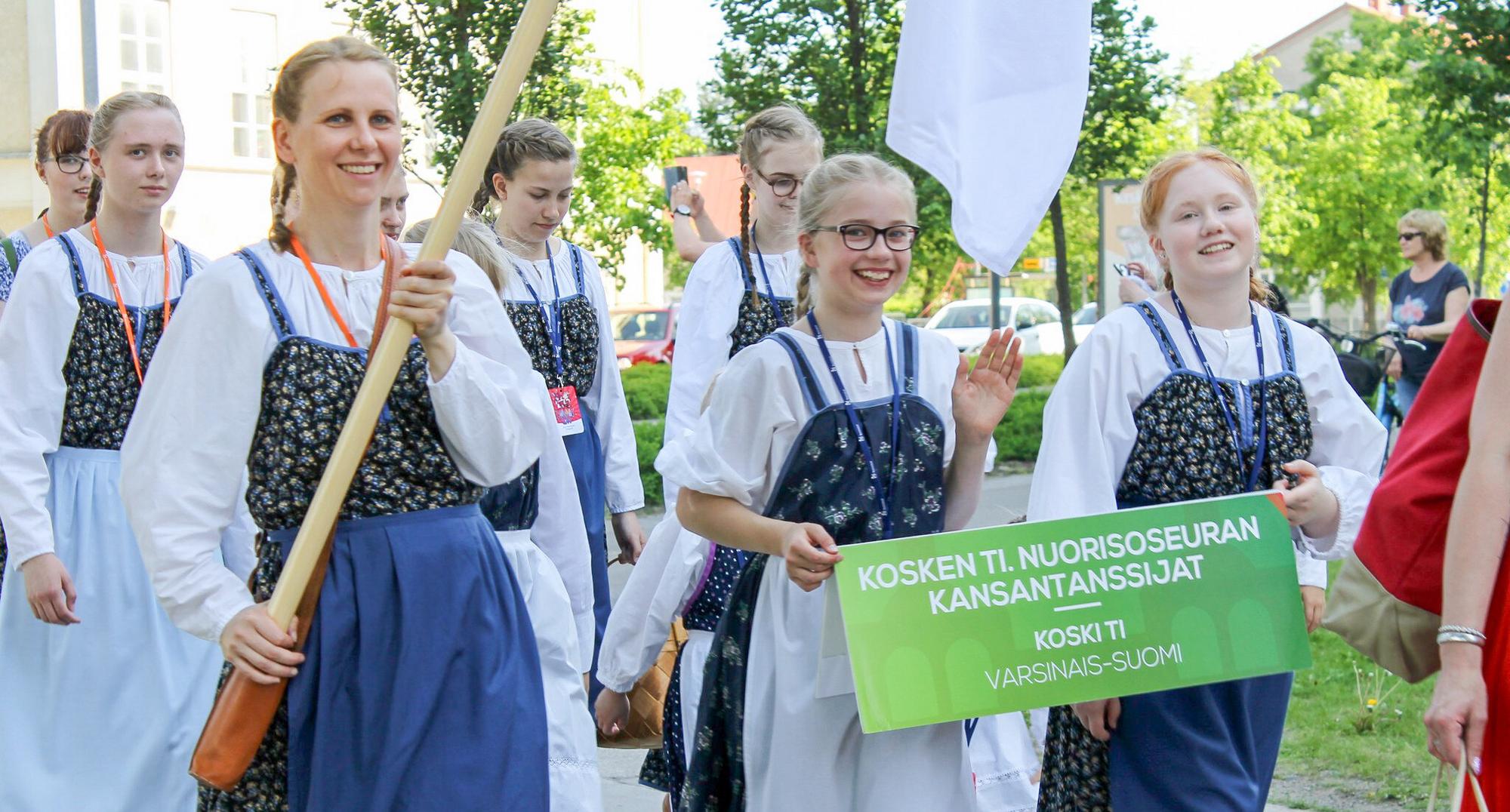 Kalenat 2025 kutsuu lapset ja nuoret tanssin riemuun
