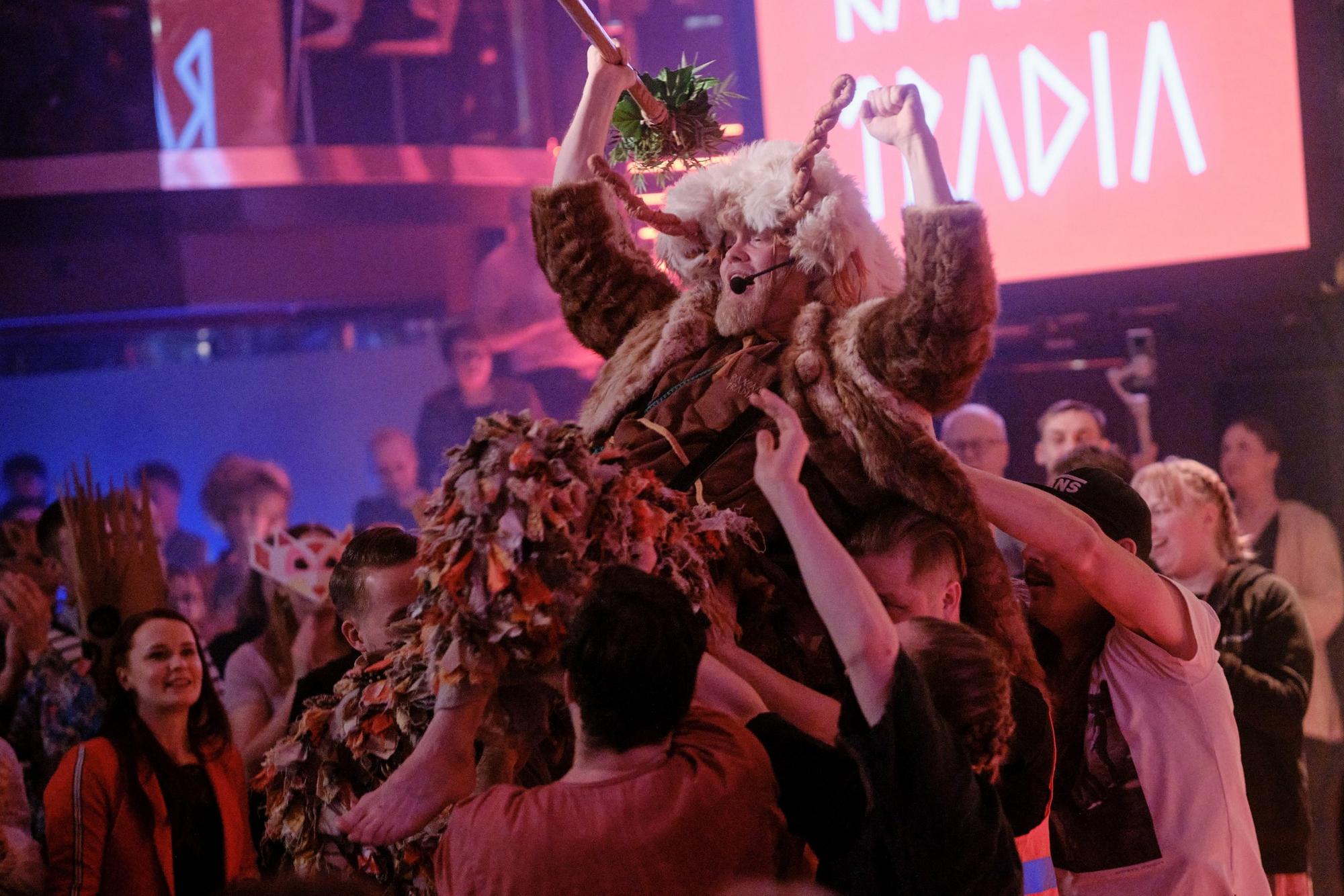 Folkoren tähtitapahtuma Folklandia oli alusta loppuun kansanmusiikin ja -tanssin juhlaa